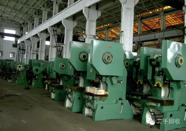 廣州空壓機設(shè)備回收 廣州空壓機設(shè)備回收